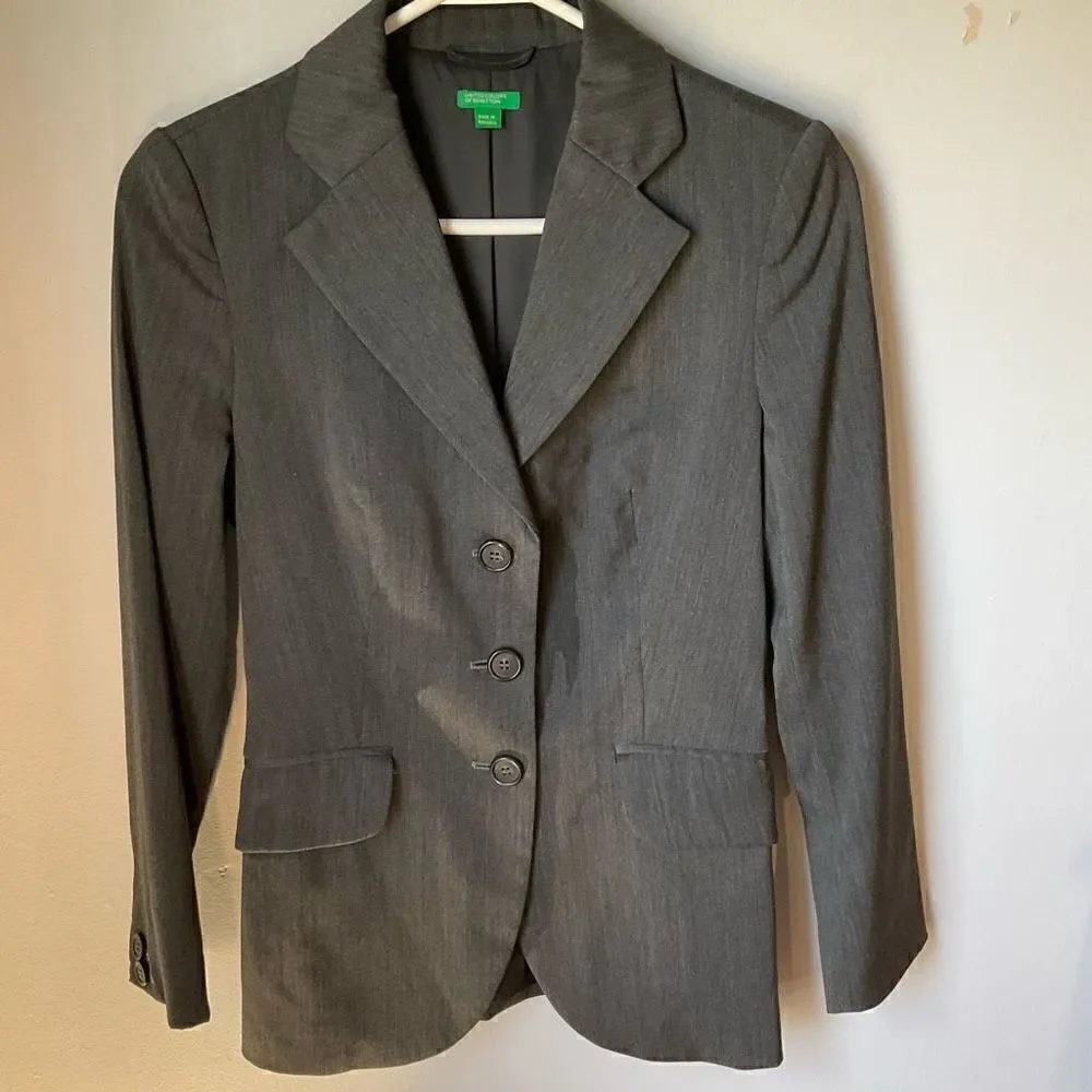 Vintage United Colors of Benetton, 3 Button Fitted Blazer, XS, Grey. Pockets!